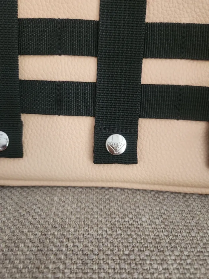 Pochette Cabaïa beige neuve avec étiquette - photo numéro 6