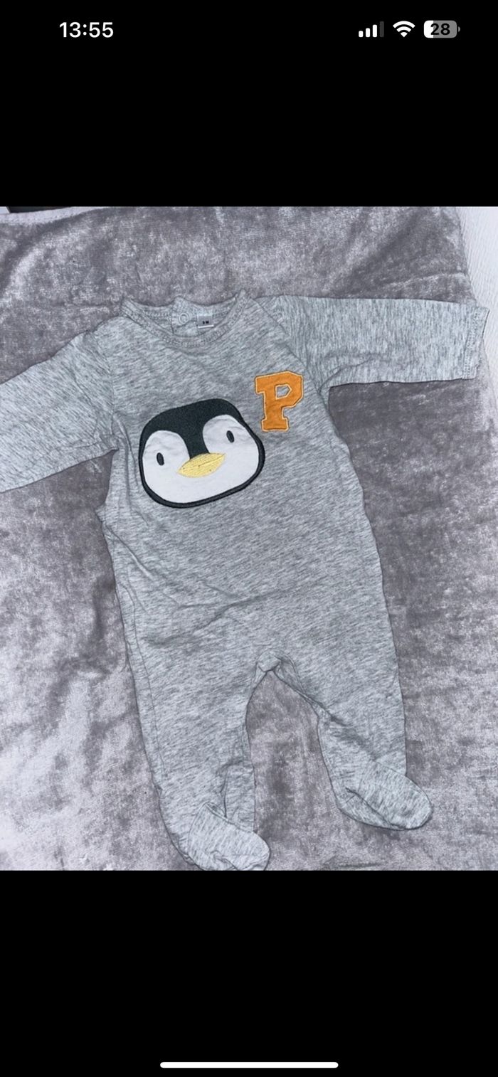 2 pyjamas - photo numéro 3