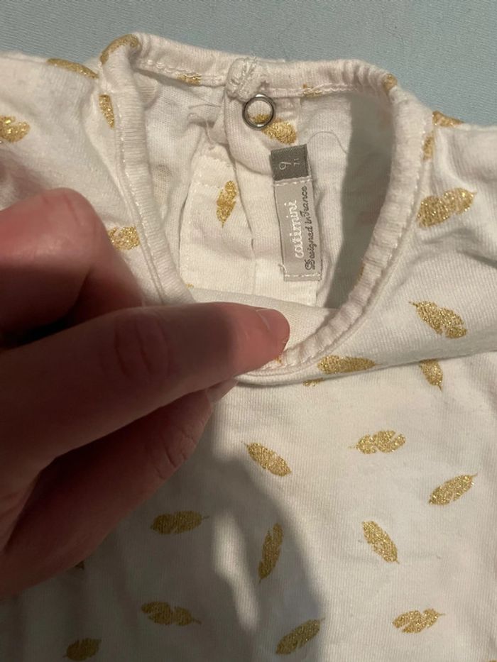 Robe avec plumes dorées - photo numéro 2