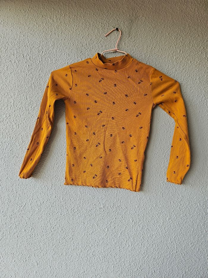 Tee shirt à manches longues moutarde avec fleurs pour fille - photo numéro 3