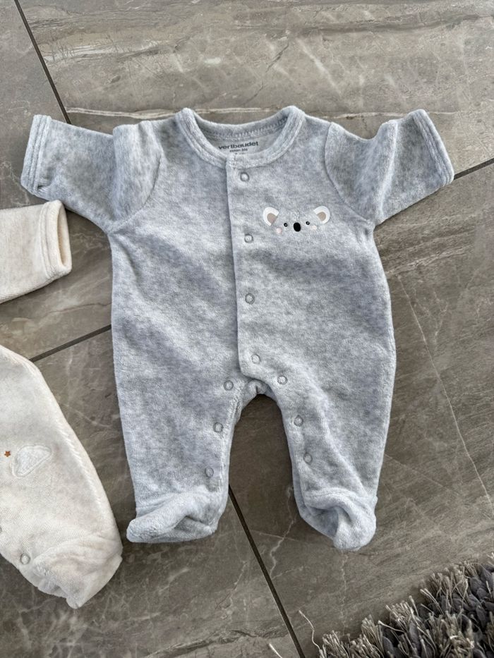 2 pyjamas en velours - photo numéro 3