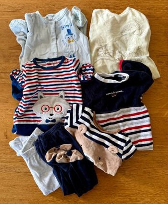 Lot pyjamas 12 mois