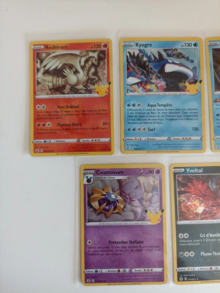 Lot 7 cartes Pokémon Holo célébration - photo numéro 2