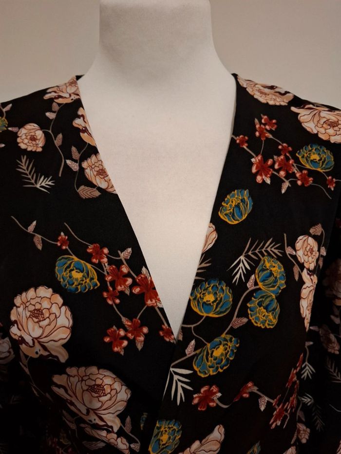 Blouse noire portefeuille Fleurie Anna karel taille S 36 - photo numéro 3