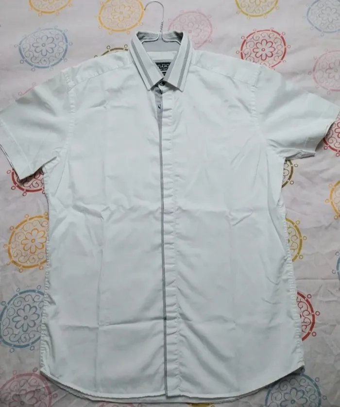 Jolie chemise blanche homme M Armand Thiery - photo numéro 2