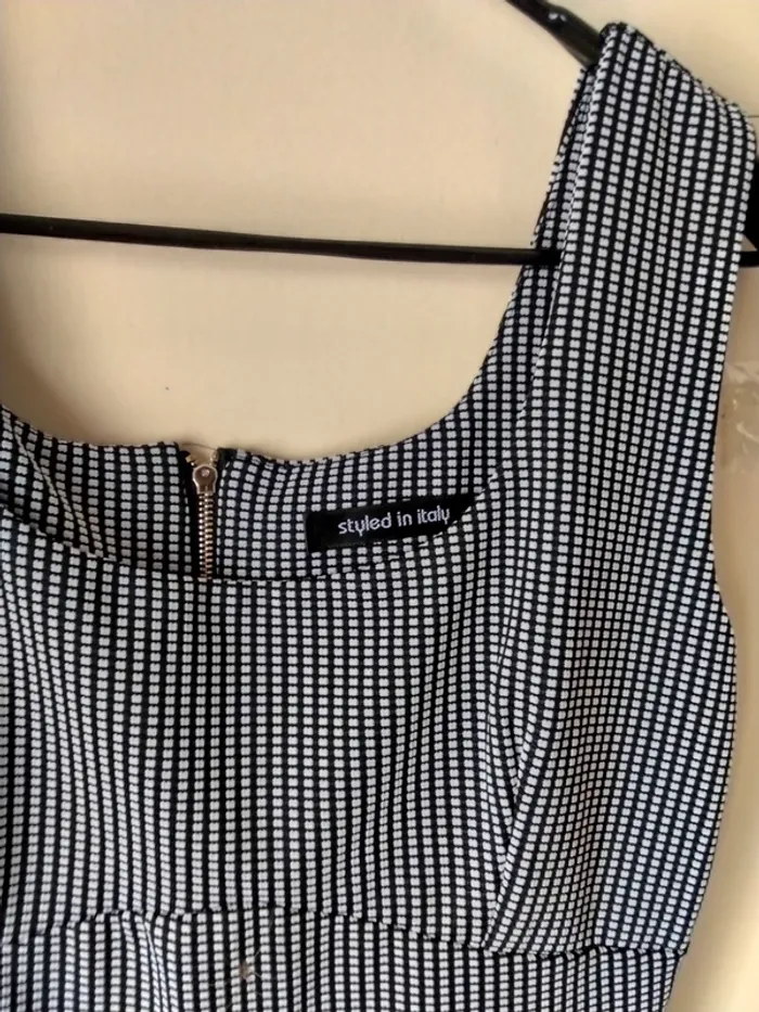 Robe vintage sans manches (A129) - photo numéro 2