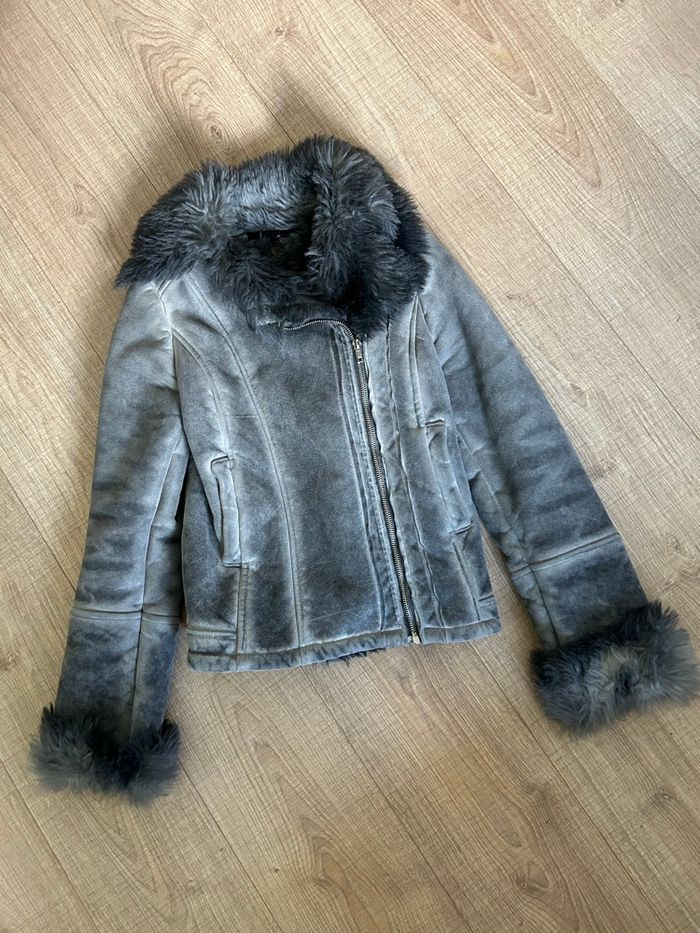 Manteau gris avec fausse fourrure la Fée Maraboutée taille 38 TBE (taille petit) - photo numéro 7