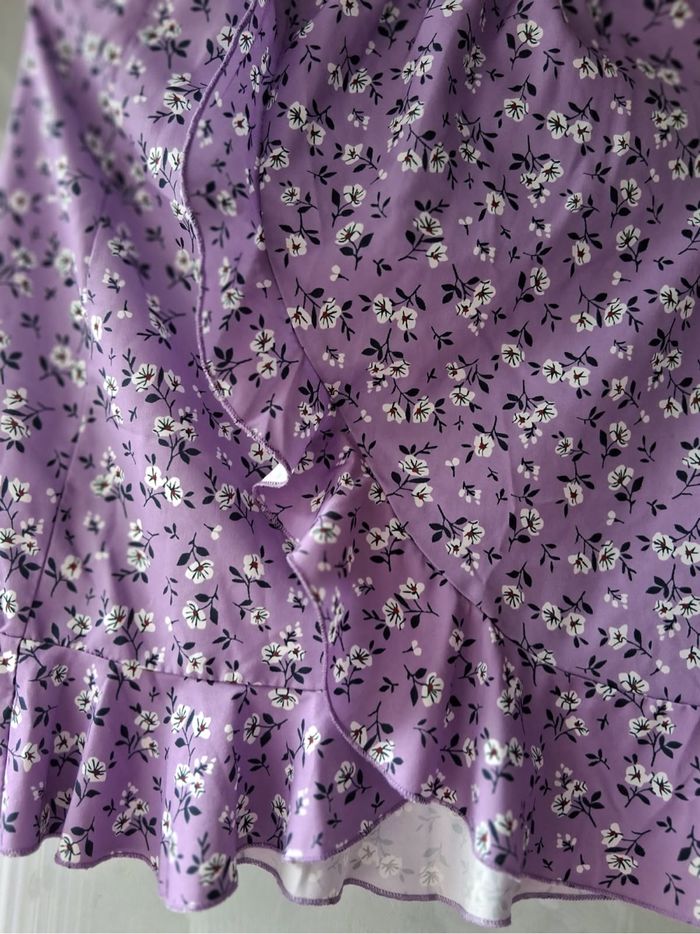 Jupe violette motif fleur - photo numéro 2