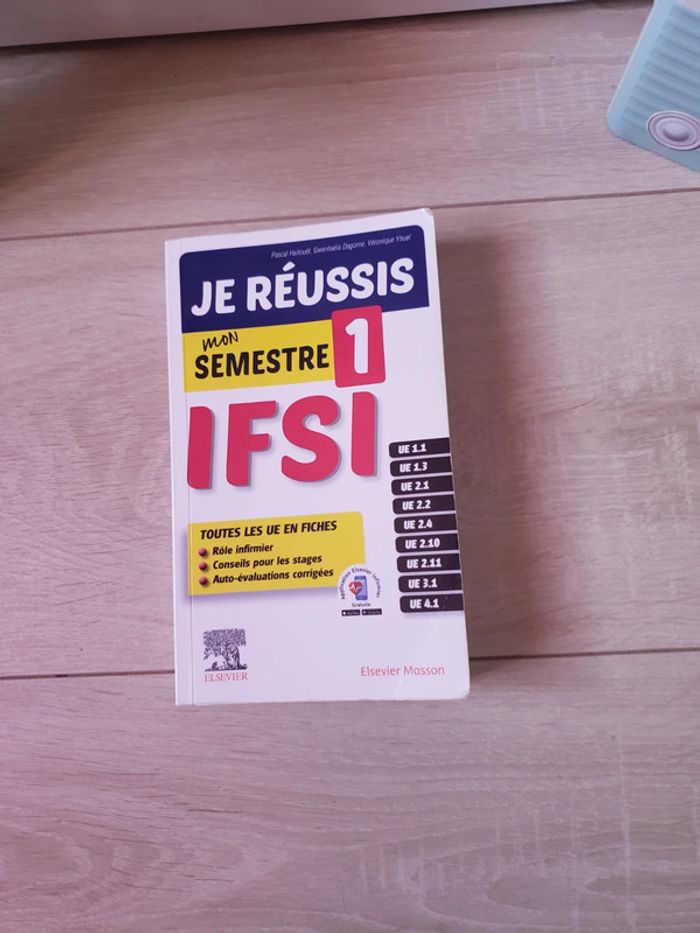 Livre ifsi semestre 1 🎀 Elsevier Masson 5€ - photo numéro 3