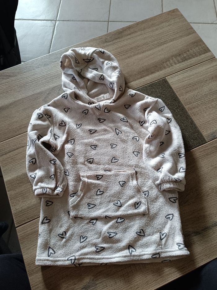 Pull fille 3 ans