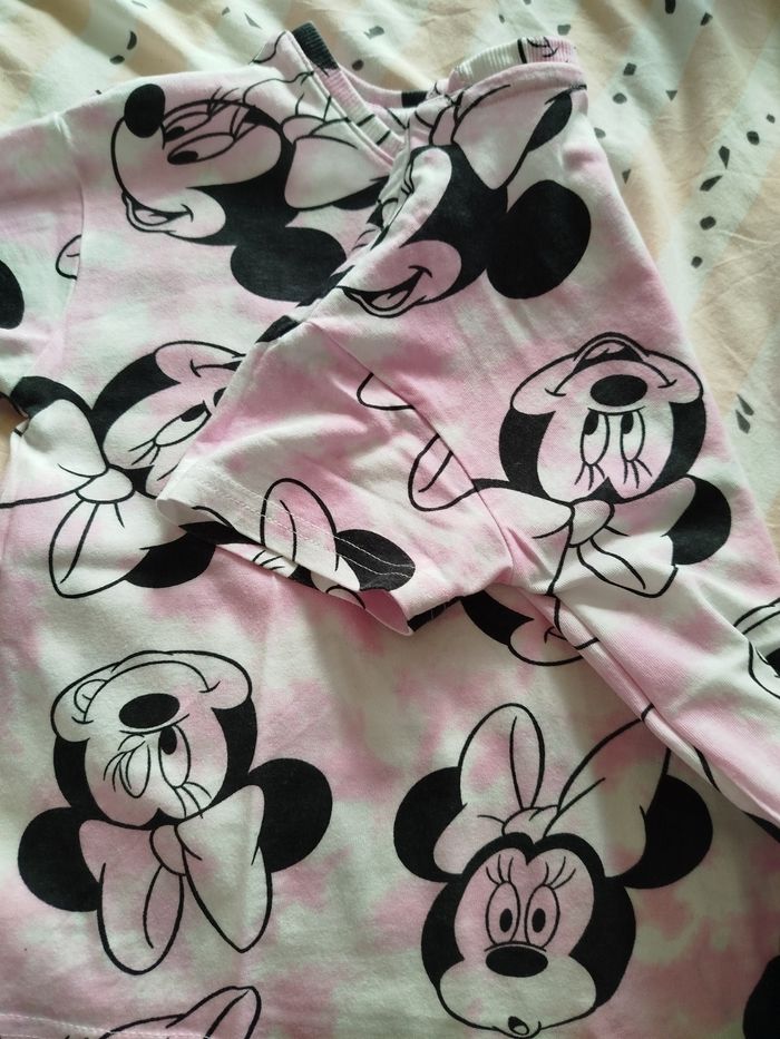Tee shirt Minnie 6 ans - photo numéro 2