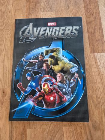 Livre Avengers Marvel le film
