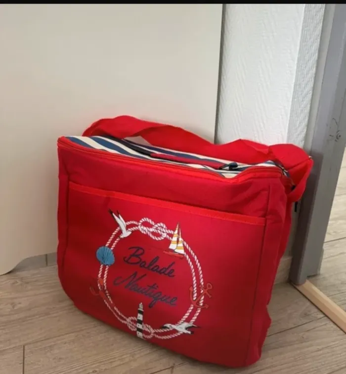 Sac isotherme rouge becquet