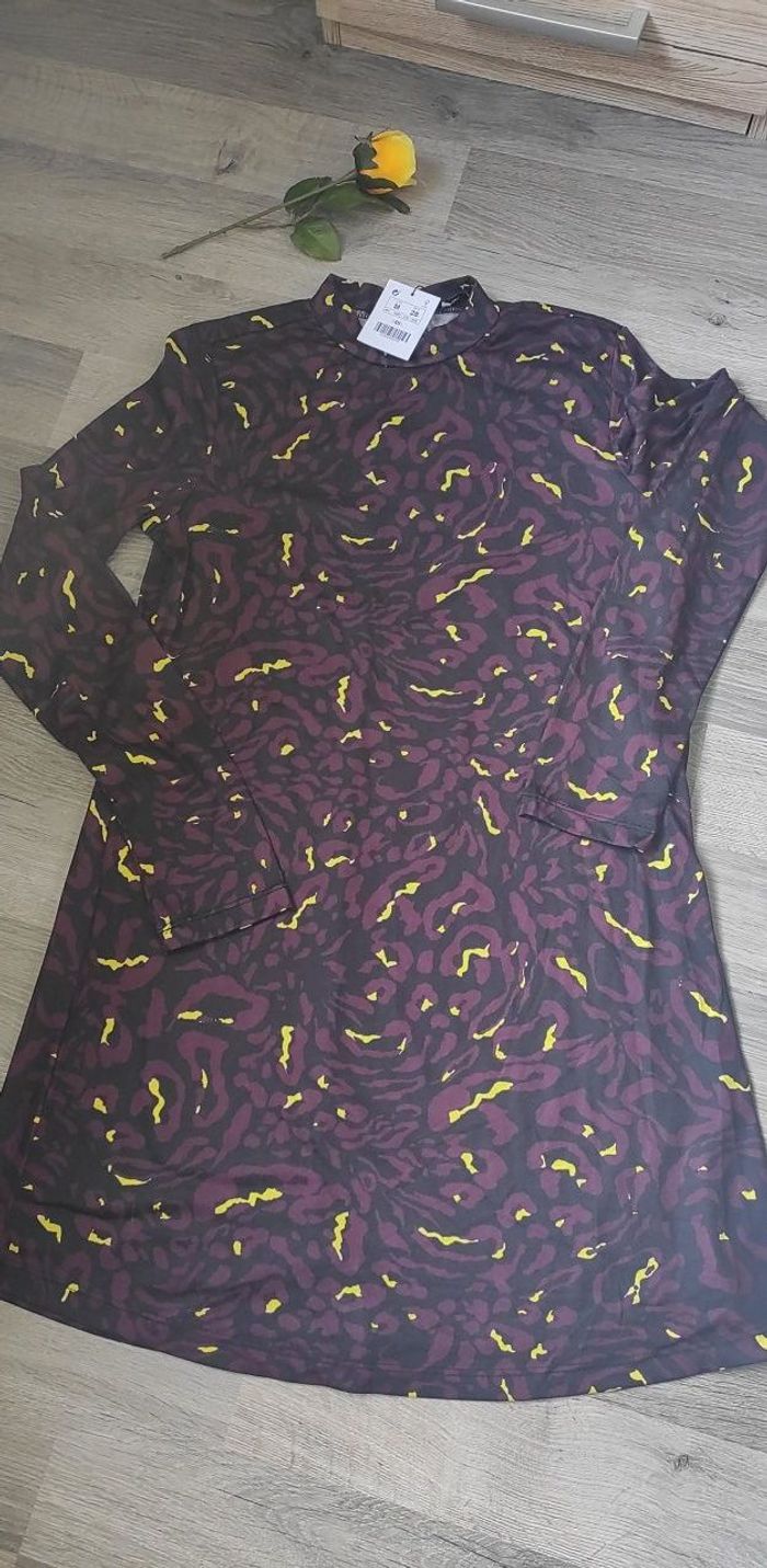 Robe Lefties
