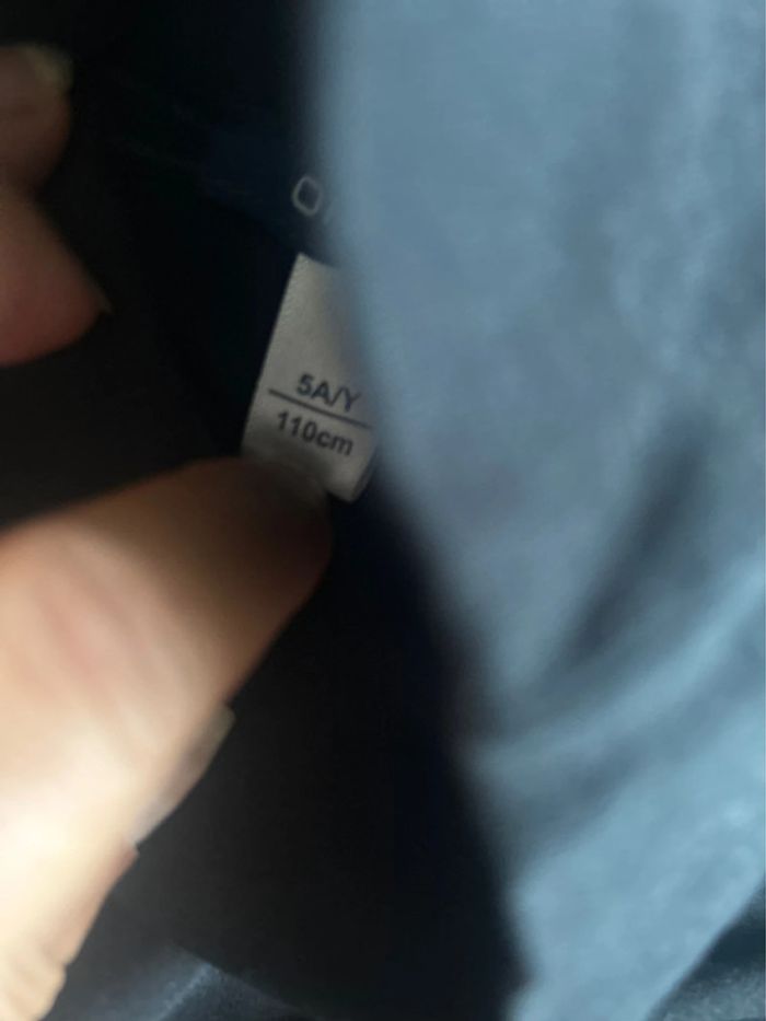 Ensemble jupe tee Shirt et veste taille 5 ans - photo numéro 3