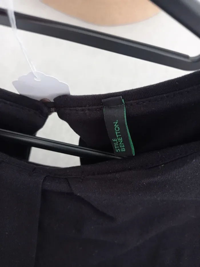 Magnifique robe noire drapé manches trois quart T.Xs stile Benetton - photo numéro 5