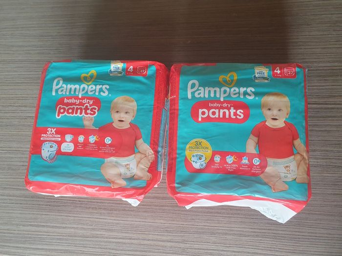 Lot de 2 paquets de Pampers Pants Baby-dry