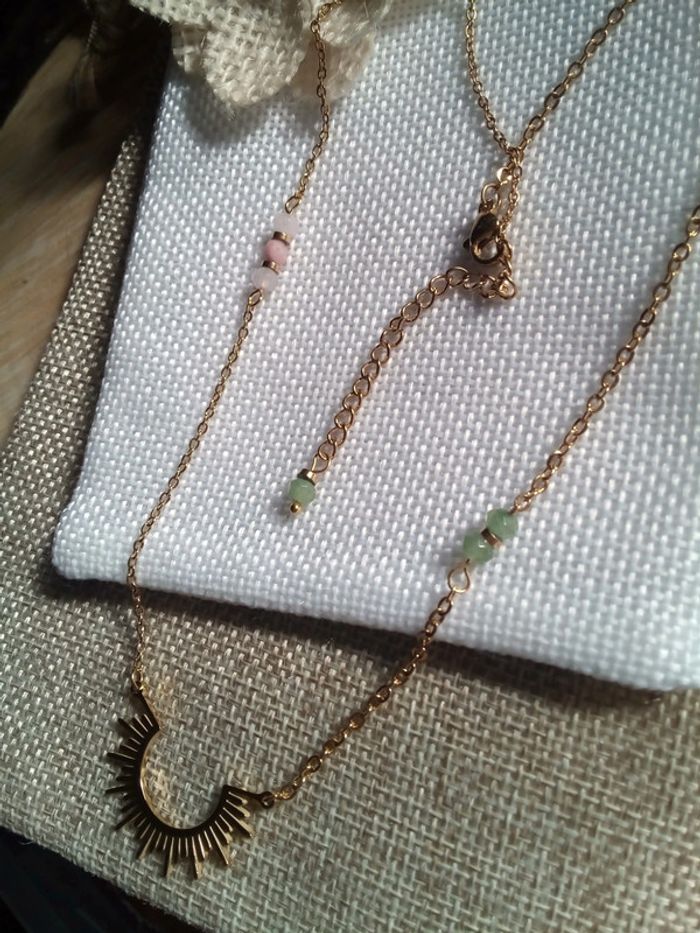 Collier soleil et pierres naturelles semi précieuses - photo numéro 2