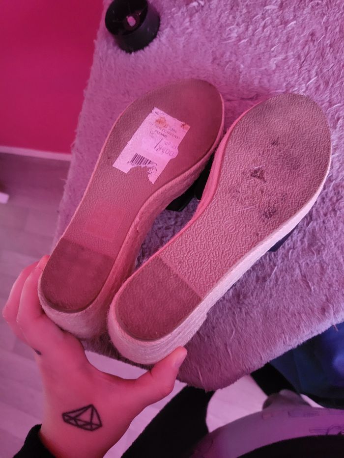 Chaussure - photo numéro 2