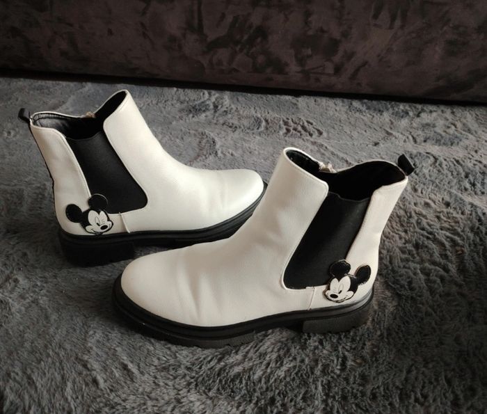 Bottines blanches pointure 39 Disney - photo numéro 5
