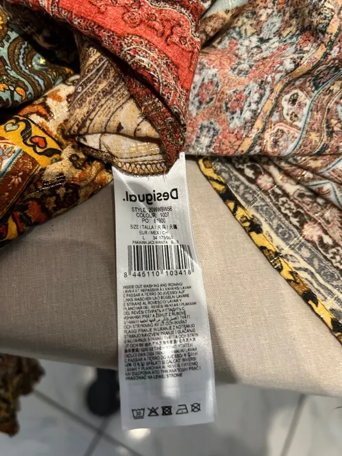 Haut Desigual - photo numéro 5