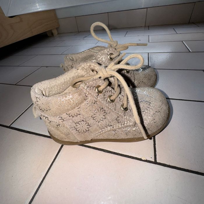 Chaussure bébé fille - photo numéro 2