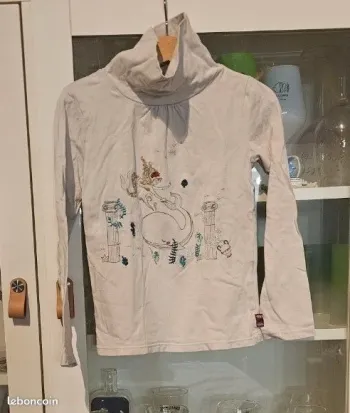 Sous pull blanc motif baleine
