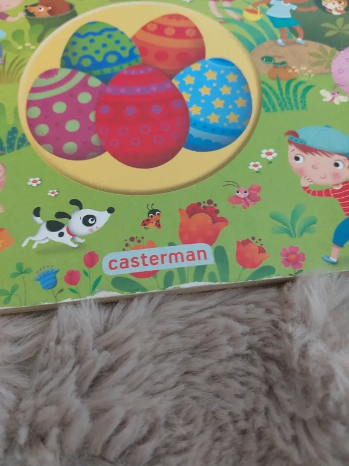 Livre où sont cachés les œufs de pâques - photo numéro 2