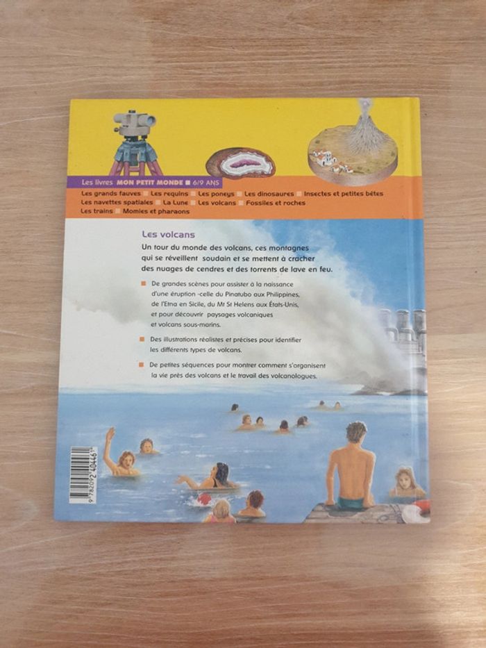 Livre les volcans - photo numéro 2