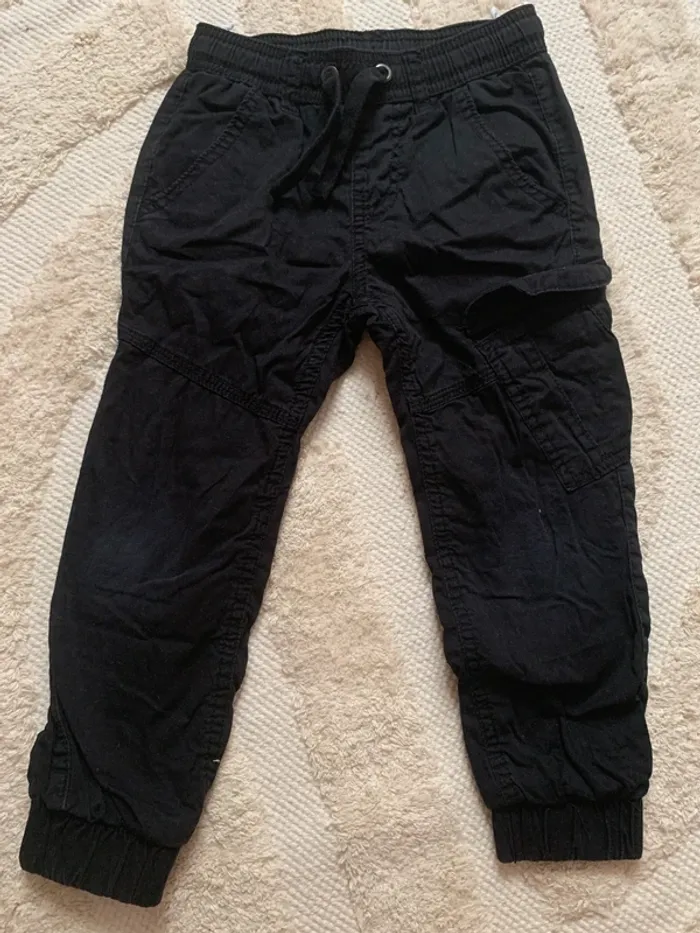 Pantalon cargo noir – Taille 104 cm ( 4 ans)