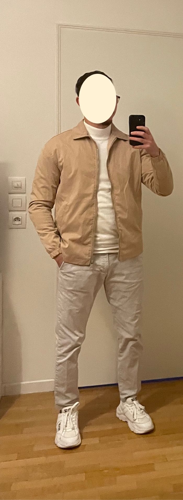 Veste Zipée beige en excellent état - photo numéro 2