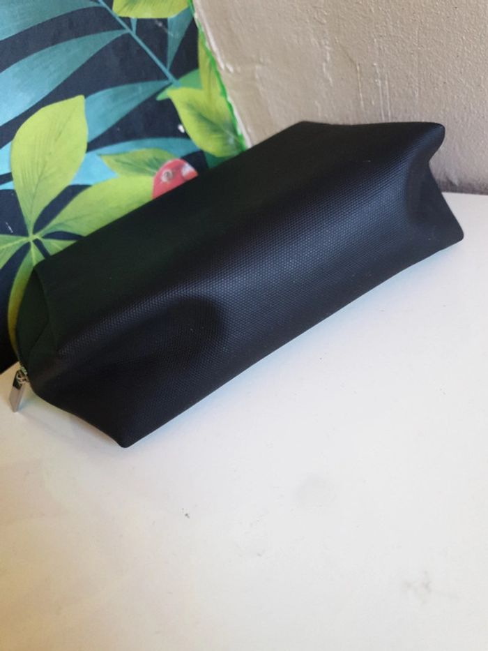Trousse maquillage - photo numéro 4