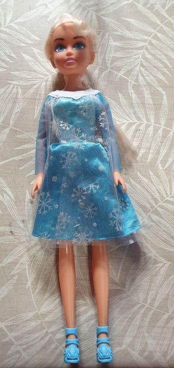 Poupée Elsa