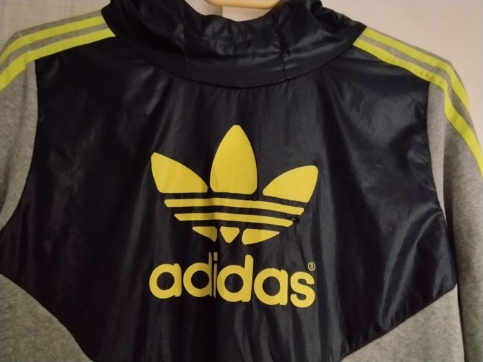 Sweat Adidas  14 ans - photo numéro 3