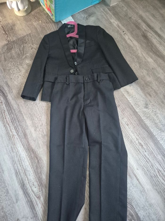 Costume 3 pièces noir