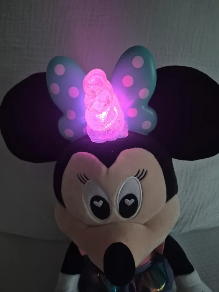 Minnie XXL avec corne lumineuse - photo numéro 12