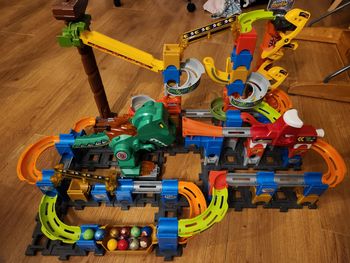 Circuit magnetique marble rush dino