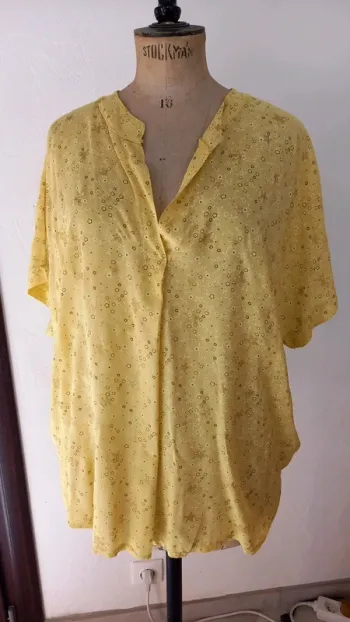Chemise jaune
