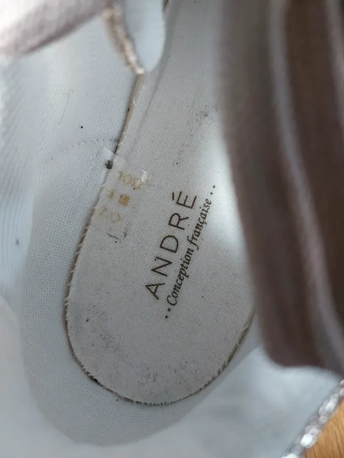 Sneakers suedine et paillettes dorée - photo numéro 8