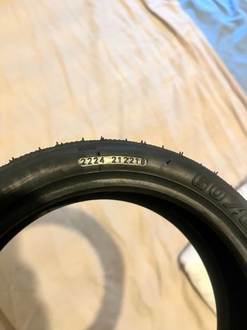 Déguisement et roue  trottinette