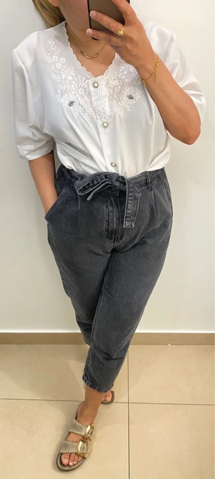 Chemise blanche vintage avec broderie Taille 42-44 - photo numéro 3