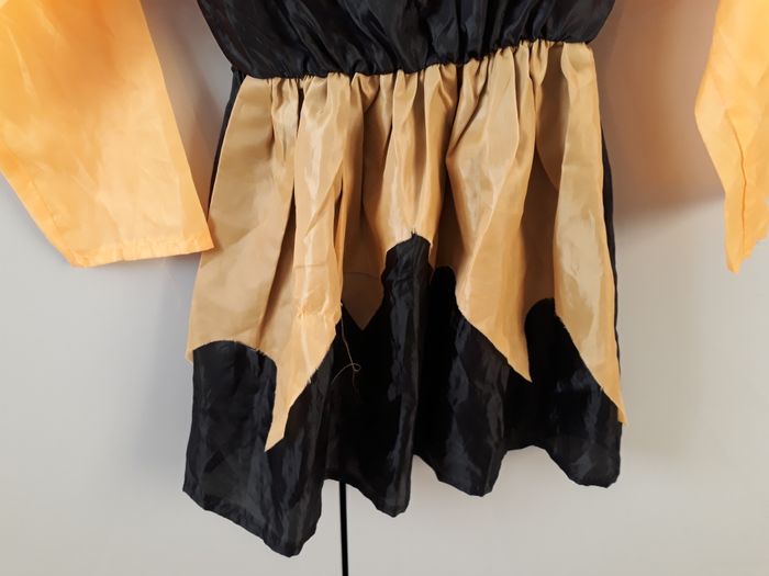 Déguisement robe noire et jaune taille 110 ( 5 – 6 ans ) - photo numéro 4