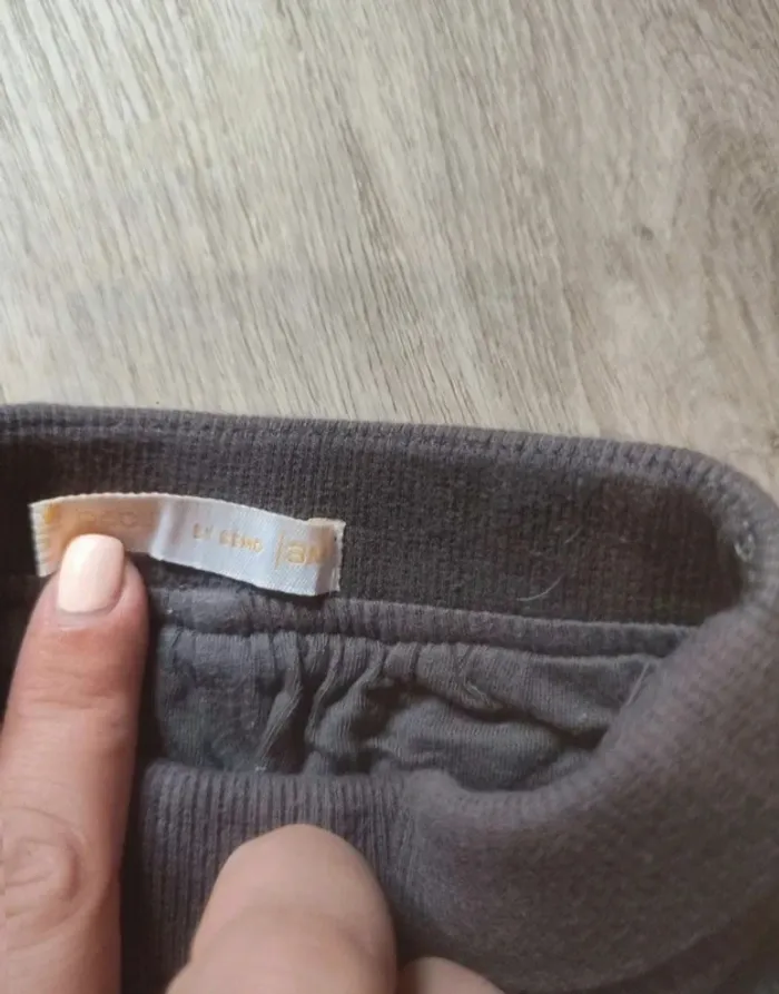 Pantalon 3 mois - photo numéro 3