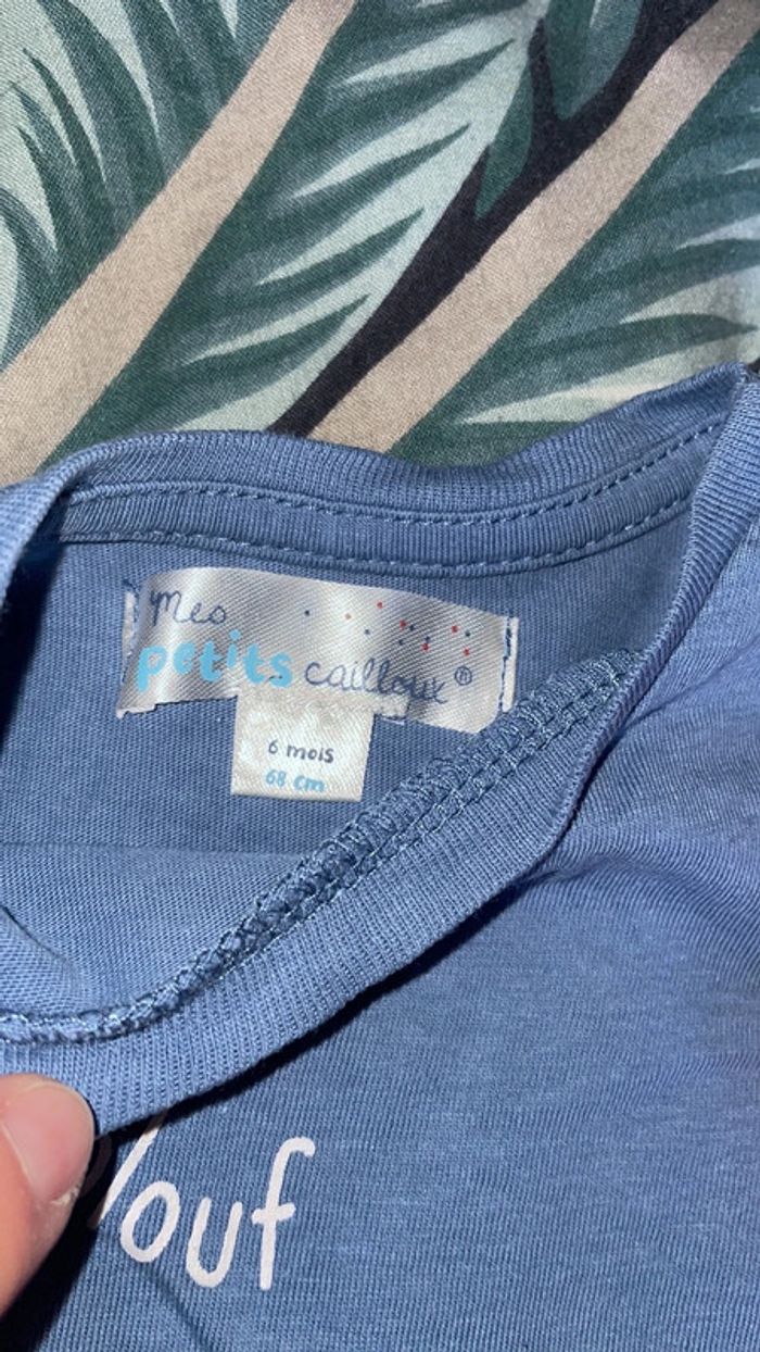 2 tee-shirts - photo numéro 5