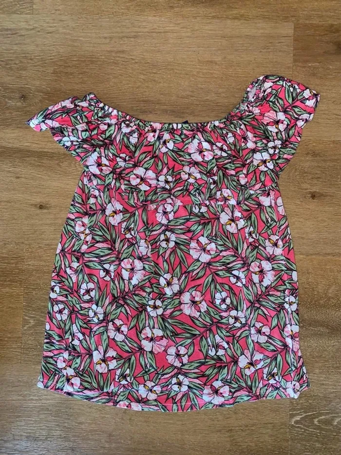 t-shirt s