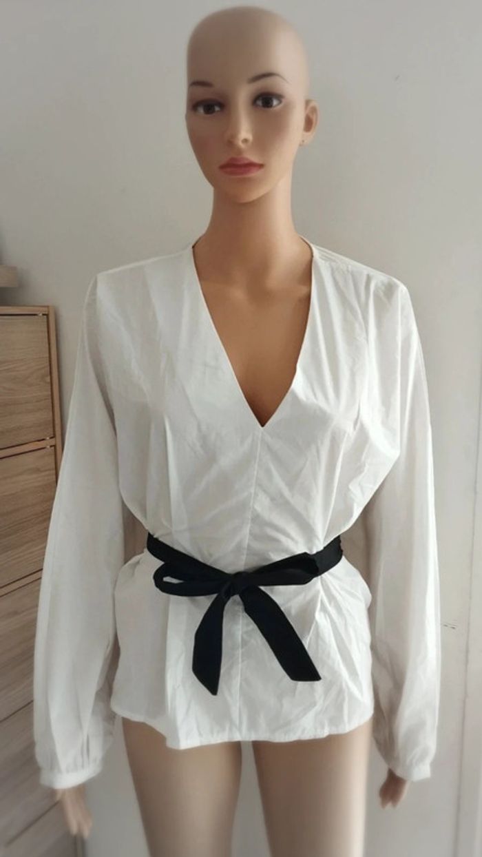 Chemise blanche ruban noir taille s/m - photo numéro 2