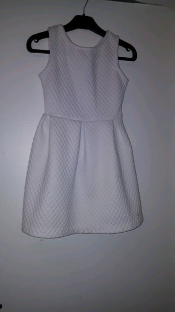 *Robe blanche 8 ans