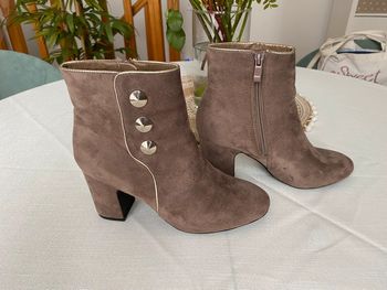 Très jolies bottines suédine 37 🌹