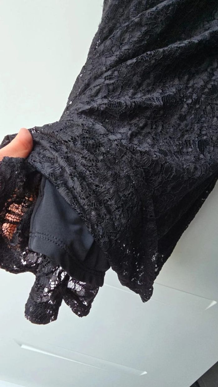 Robe à dentelle noir - photo numéro 3