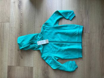 Gilet zippé  Kiabi 6 ans.